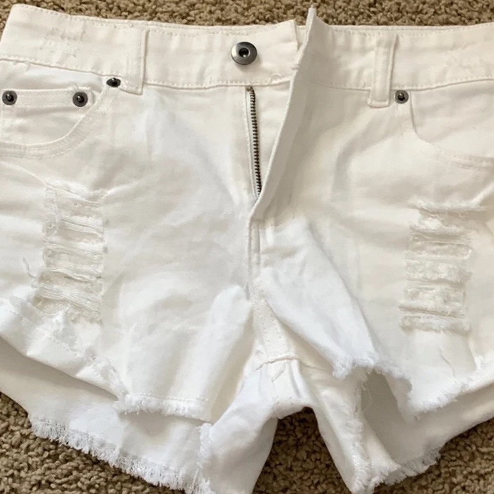 Ocean Drive white shorts size 5